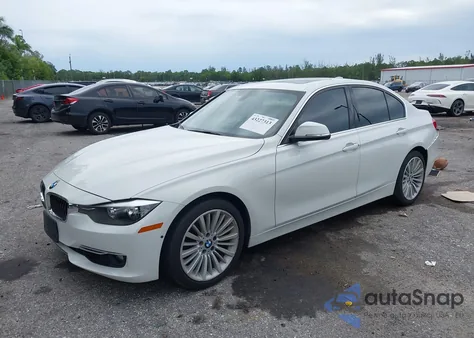 2013 BMW 328I из США, поврежденный, VIN WBA3A5C53DF355369
